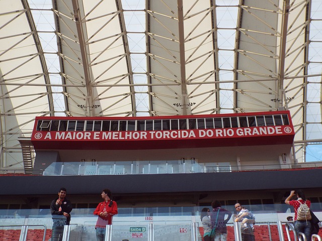 使其在面对 使其在面对