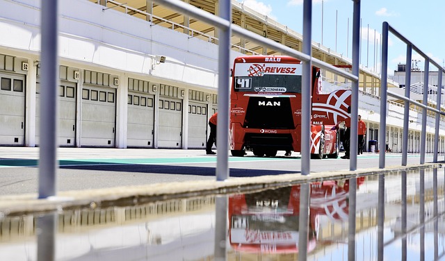 威少0.3秒犯致命错误，送绝杀击败自己，约基奇空砍61分三双.